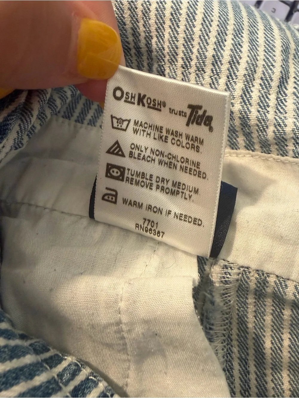 OshKosh B'gosh Vintage Y2K Hickory stripe blue and white overalls vestback EUC